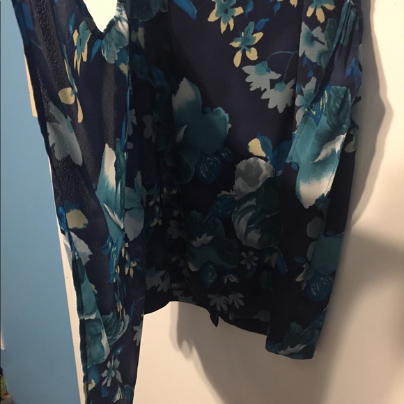 Sleeveless Dress - Picture 5 of 6